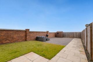 Hot Tub - Parking - Edinburgh Shawfair-Nr Hospital - 5