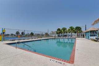 1 Mi to Sea Isle Beach: Canal-Front Gem w/ Dock! - 7