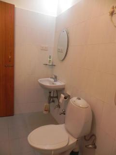 Shiva Valley Retreat - 1