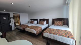 Hotel Embassy Park - 4