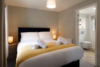 Sun Terrace - Town Centre - 2 Bedroom Apartment - 3