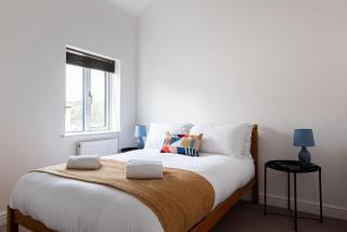 2 Bedroom Terrace Cottage, Parking and River Walks - 9
