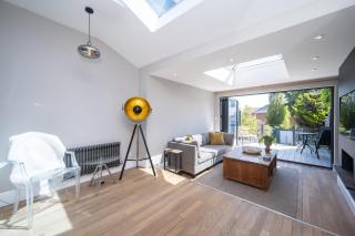 Stylish London Flat with garden and parking space - Pass the Keys - 2