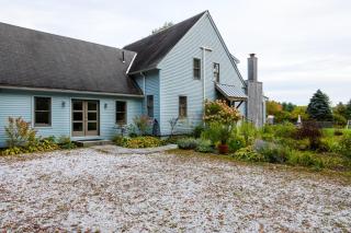 Luxury Berkshire Retreat with Pool and Hot Tub and Sleeps 18 - 7