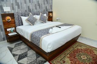 Deluxe AC Room in 4BHK Corporate service Aparment Manyata Tech Park - 1