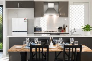 Spacious 4BR Family Home in Yarrabilba perfect for everyone - 6