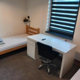 Noclegi Kolejowa - 9