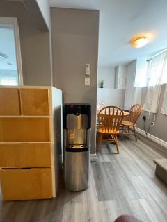 Private walkout basement apt - 8