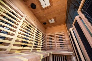 Solo or Couple's Hot Tub Retreat - 7