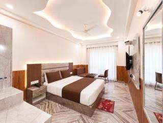 The Dreamland Palace Sea Front - A Luxuary Beach Hotel - 2