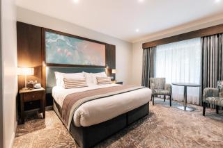The Lodge Hotel - 0