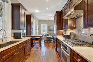 Southern Elegance Estate - 1