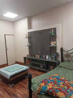 Perfect place with parking, king bed, sofa bed - 1