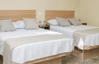 Hotel & Suites JM - 9