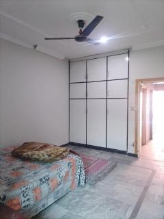 Spacious 2 Bed Room Home Attached Baths, Lounge & Kitchen - 5