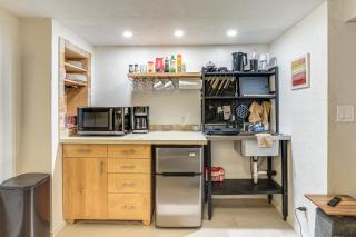 Work, Play & Explore w/ Ease! Dtwn Meridian Apt - 4