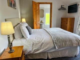 Kilcashel House, Ardara, F94 P802 - 5