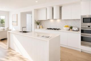 4BR Waterfront Holiday Home - Spacious Nature & Serenity in Briggera Waters - 7