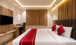 Hotel Sunshine Plaza Near IGI Delhi Airport - 2