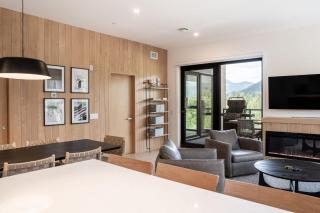 Ridgeline Penthouse by Revelstoke Vacations - 5