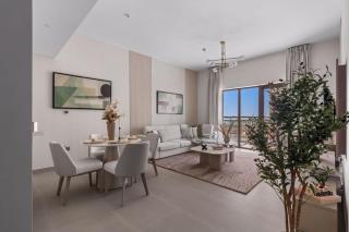 Luxury 1 bedroom Partial Golf & Water Views & F1 - 4