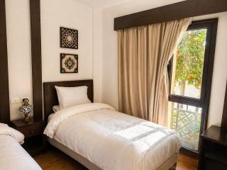 Modern Comfort Apartment in Arabesque Compound - 8