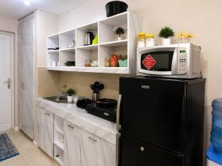 Entire serviced Coral apartment With pool - 7