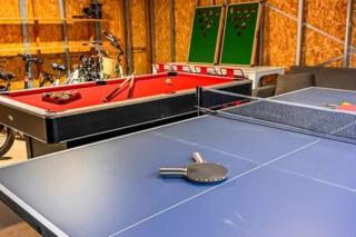 Downtown Zion Launchpad with Hot Tub & Golf - 2
