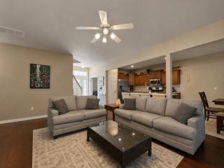 Jenks 5BR · Pond + Playground · Near Outlets - 4