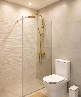 Modern Seaview Apartment In Enaerios area Limassol - 8