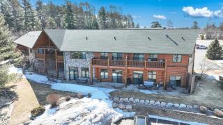 Condo on Lake Minocqua, Walk to Downtown Dock Available - 5