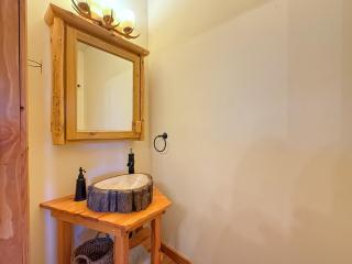 Condo on Lake Minocqua, Walk to Downtown Dock Available - 2