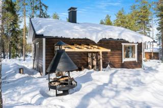 WALHALLA Kaksi Mökkiä, Maisemasauna ja Oma Rauha - 7