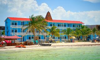 El Faro Beach Front by ÓOL Hotels - 9