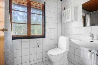 1618-Aakirkeby-Fyrreskoven-25 - 2