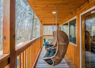 Sauna Hot Tub Game Room Swingset Sleeps 12 - 6