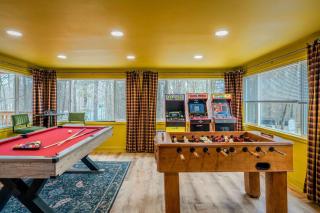 Sauna Hot Tub Game Room Swingset Sleeps 12 - 1
