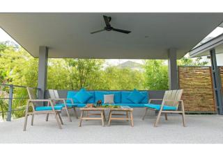 4 Bedroom Villa Sawadee 500 metres to beach SDV391 - 8