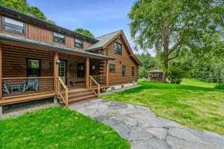 Log Cabin Fireplace Upper Valley - Wooded Chalet - 0