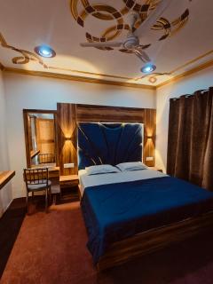 The Sapphire Retreat - 2
