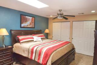 Private acre w pool hot tub and gorgeous Mnt View - 2