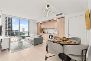 Brickell 1BR - Pool Gym Co-Work - Monthly Stay - 0