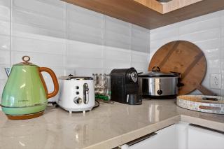 2-bedroom LUX Apt in Seaport next to Convention Center - 8