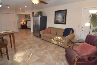 1 bdr guest home in Oro Valley! Mtn views, hot tub - 3