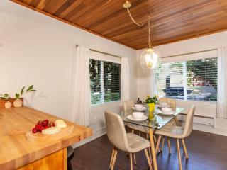 Birdhouse Cottage - 5
