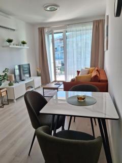 Szemesbay Holiday Apartman - 5