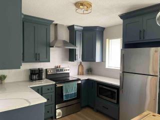 Stylish 2BR Near hwy Advent HealthDowntown OP - 6