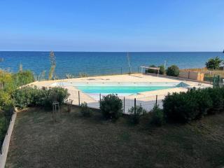 Studio vue et accès direct sur mer et piscine - 4