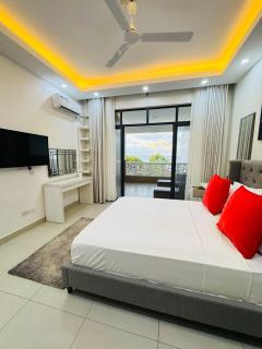 Nyali Beachfront Wave Two Bedrooms Luxury Suites - 2