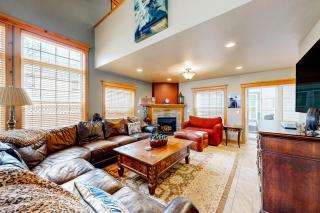 Flagstaff Fantasy - Main House - 9